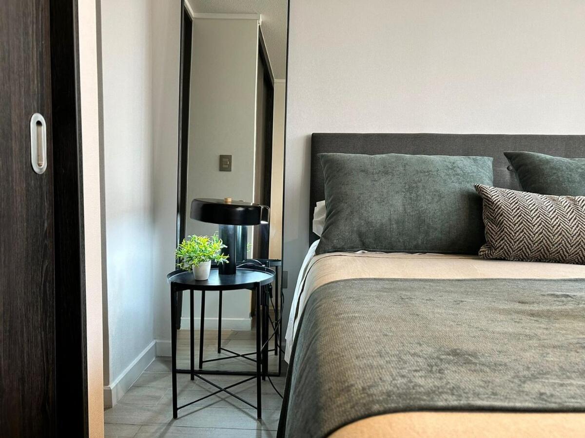 Apartment Rondizzoni, Aire Acondicionado, 2 Min Al Metro, In Front Of Movistararena, Park View *